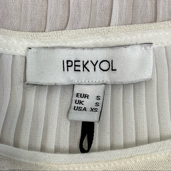 Ipekyol Sleeveless Striped Top Womens Size XS White Cream Chiffon Pleated Back - Picture 11 of 11